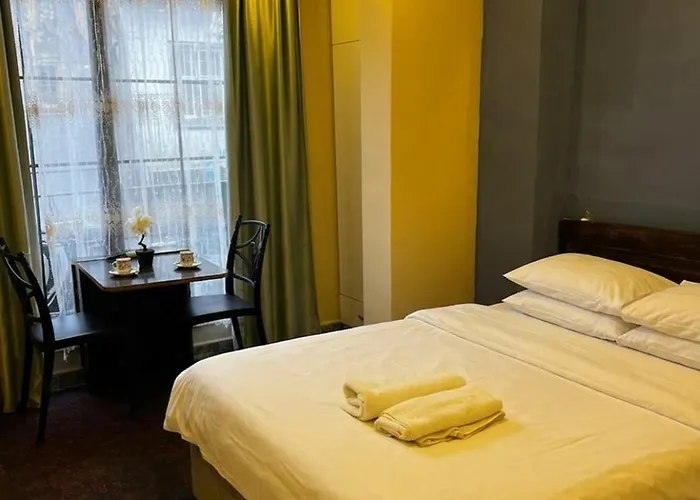 Aparthotel The Red Tent Grand