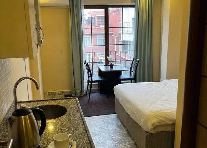 Aparthotel The Red Tent Grand 3*