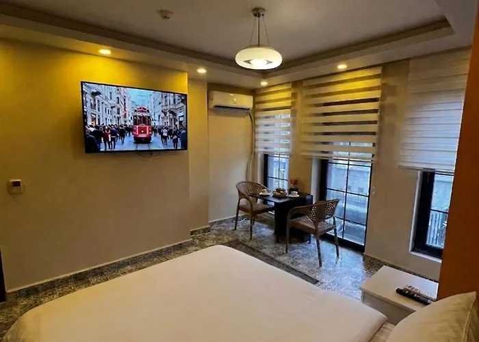 The Red Tent Grand Aparthotel 3*