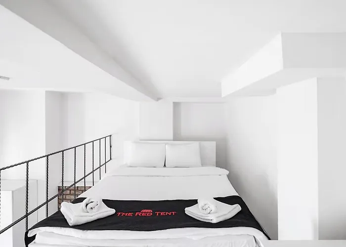 La Tente Rouge 아파트 *