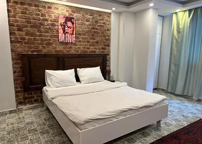 La Tente Rouge 아파트 *